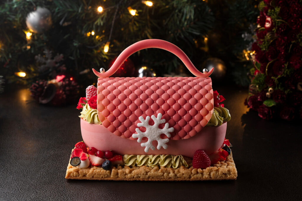 軽井沢プリンスホテルのハンドバッグをイメージしたクリスマスケーキ