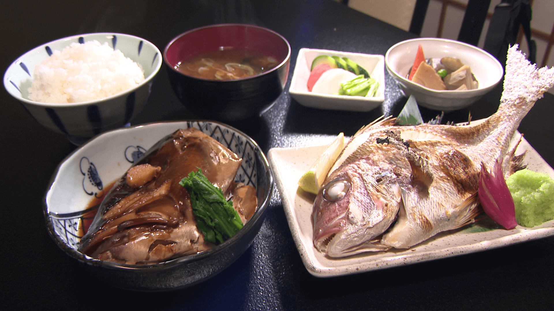 富士見町の「礒五郎」のお好み定食