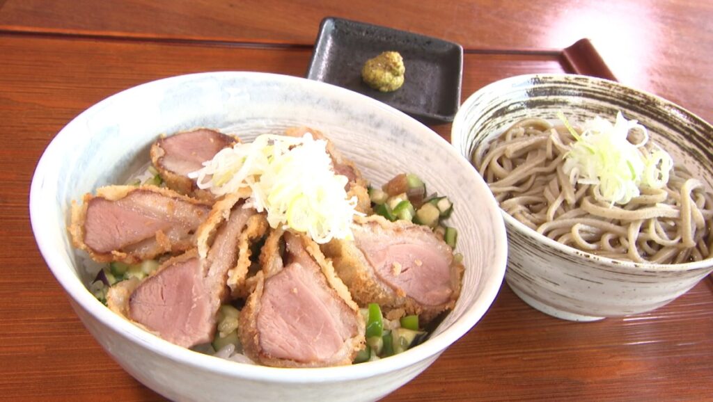 夏の味！北信濃の郷土料理「やたら」のそば＆丼 『そば処 よこ亭』で味わうアレンジメニュー＠長野県飯綱町 | ARURA（アルラ）